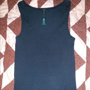 NWOT Skims Soft Collection Tank
